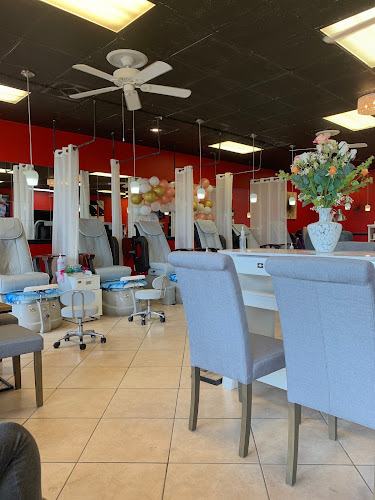 Venus Nails & Spa