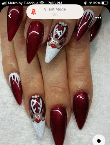 Top 4 Nails